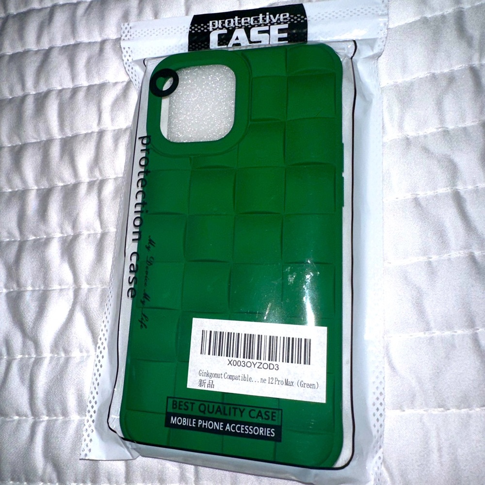 iPhone 12 Pro Max Green Case